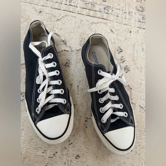 Black Converse - Picture 2 of 5